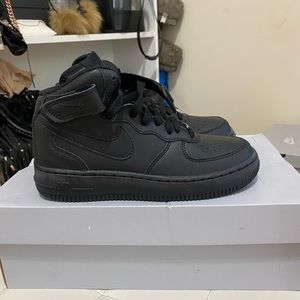 Nike High tips youth 3.5